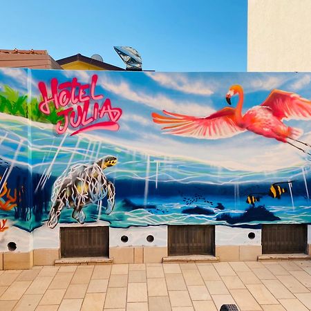 Hotel Julia Llido Degli Estensi Bagian luar foto
