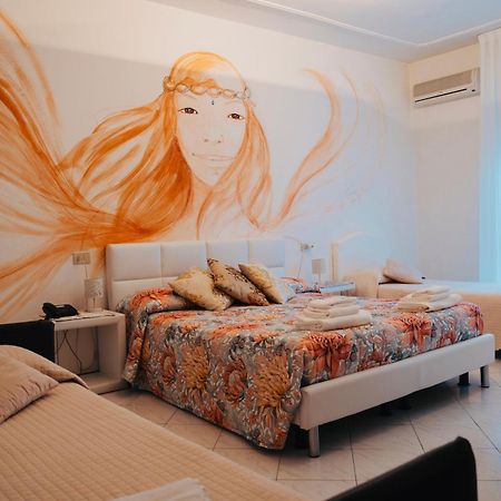 Hotel Julia Llido Degli Estensi Bagian luar foto
