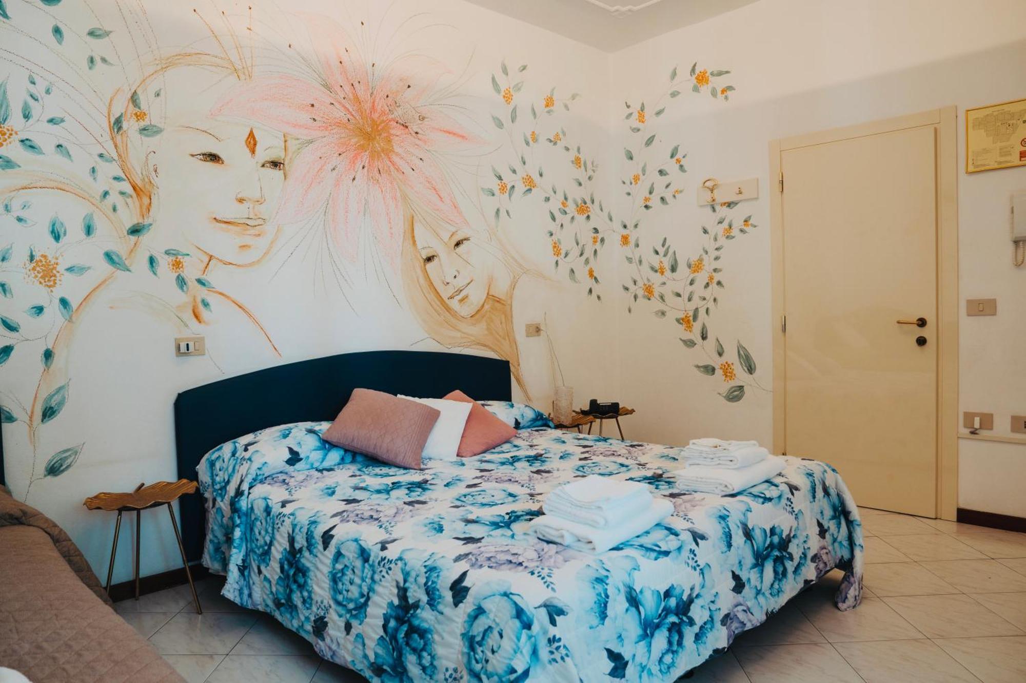 Hotel Julia Llido Degli Estensi Bagian luar foto
