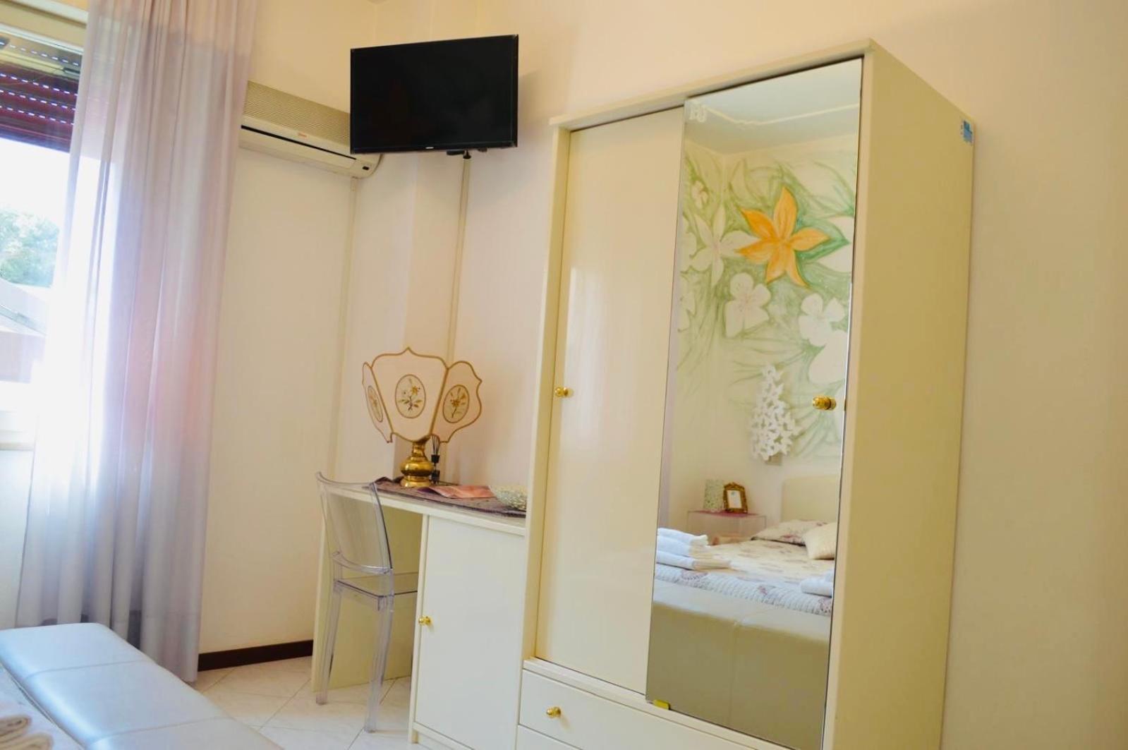 Hotel Julia Llido Degli Estensi Ruang foto