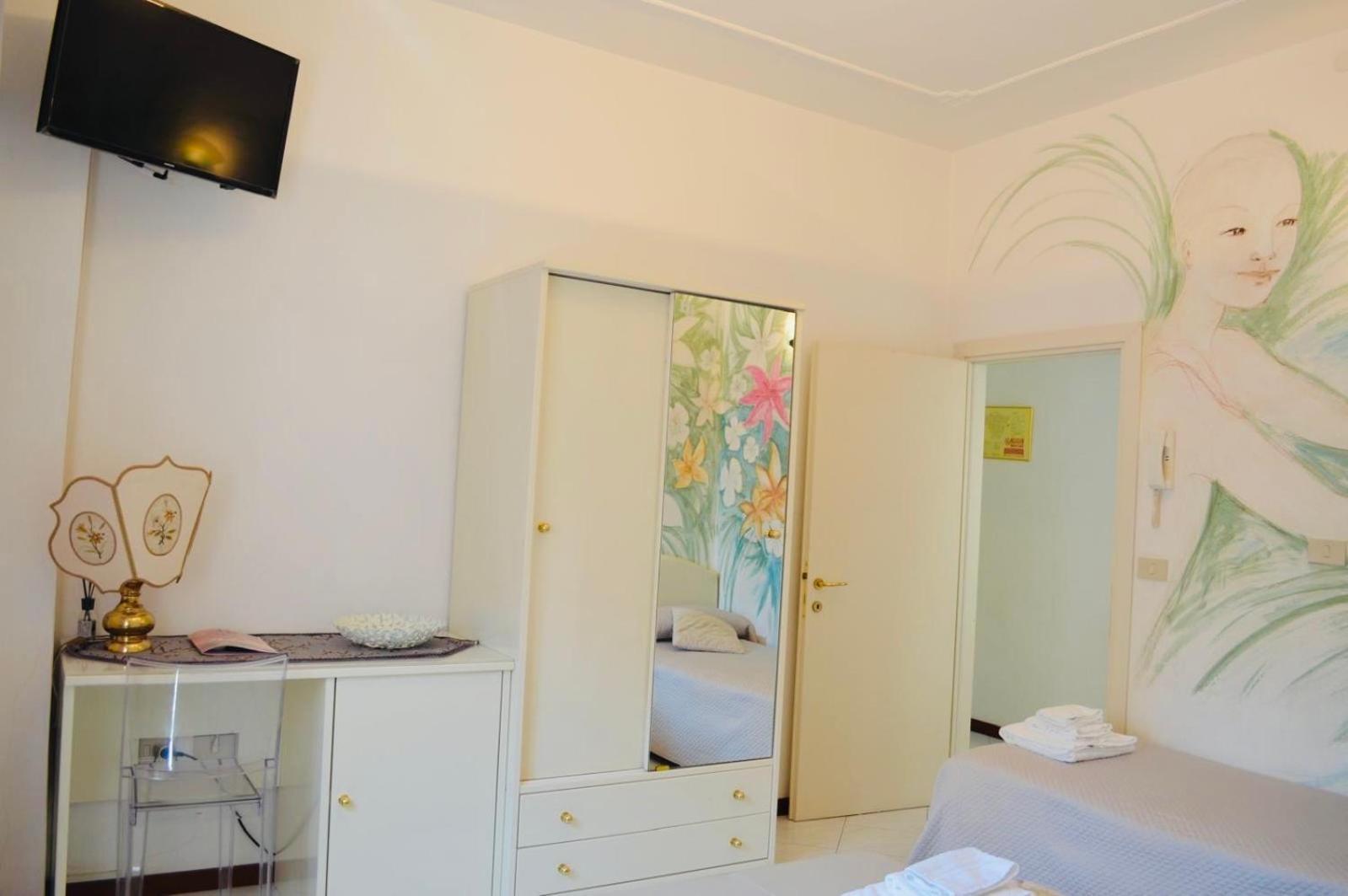 Hotel Julia Llido Degli Estensi Ruang foto