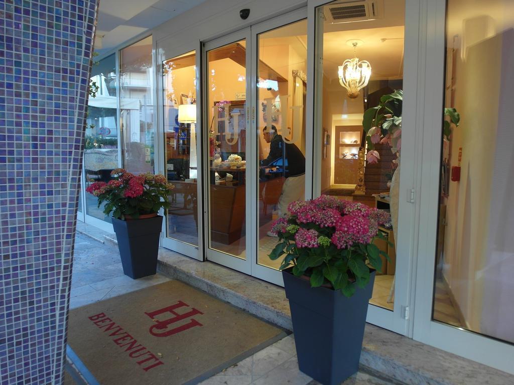 Hotel Julia Llido Degli Estensi Bagian luar foto