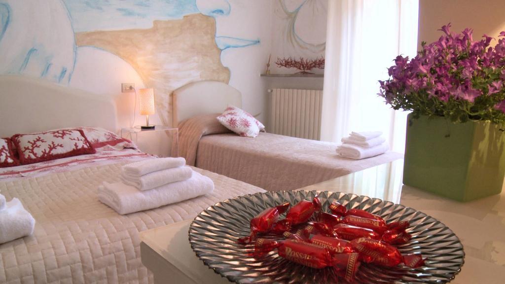 Hotel Julia Llido Degli Estensi Bagian luar foto